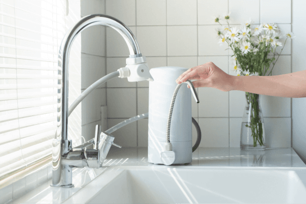 Thiết bị lọc nước lắp trên bồn rửa - ảnh 2