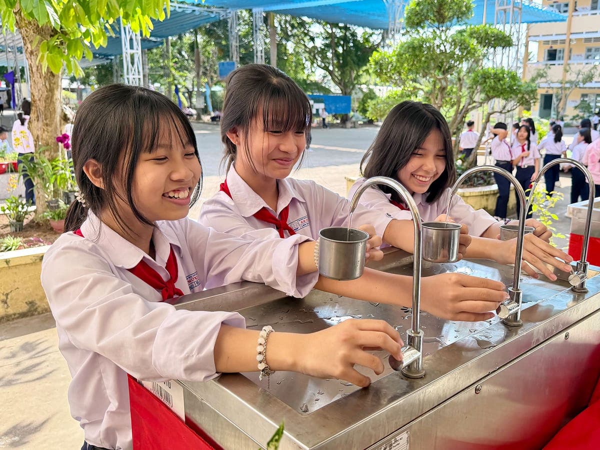 Nước Sạch Đến Trường: Dự Án Lọc Nước 6 Trường Học Quy Nhơn