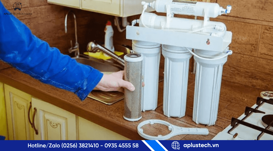 Bảo Trì Máy Lọc Nước Đúng Cách: Hướng Dẫn Toàn Diện Cho Gia Đình